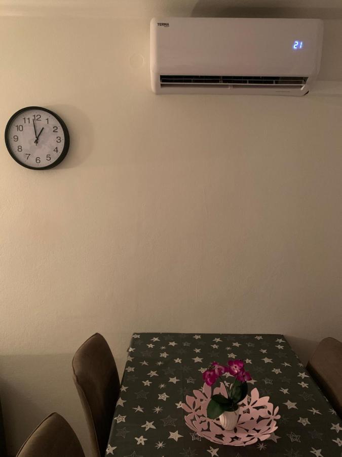 Apartment Florian 里耶卡 外观 照片