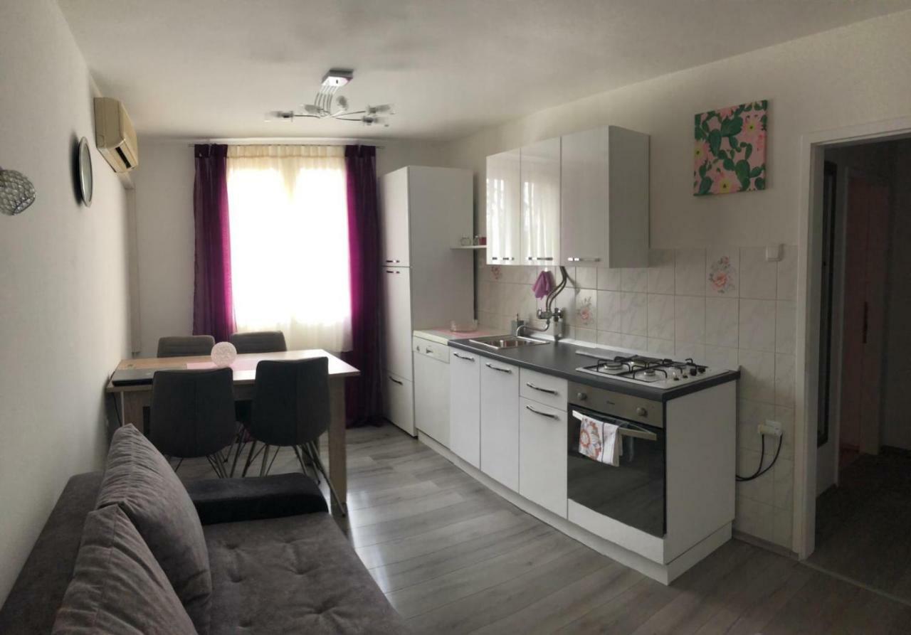 Apartment Florian 里耶卡 外观 照片